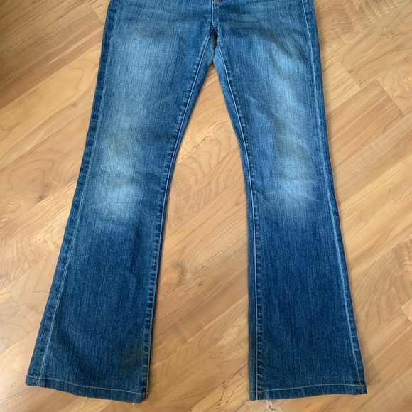 Y2K Light-Wash Flared Jeans: 7 For All Mankind - Picture 4 of 16